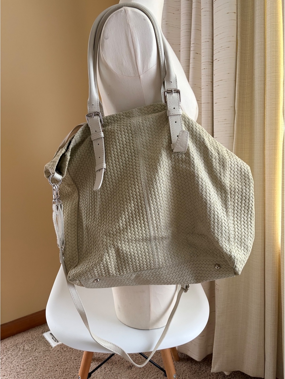 Large Purse slouchy handbag dense intrecciato pattern adjustable buckled straps